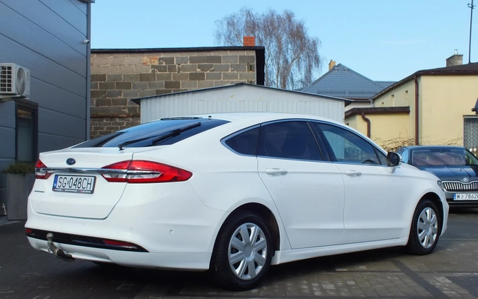 Ford Mondeo cena 34500 przebieg: 190000, rok produkcji 2019 z Działdowo małe 79